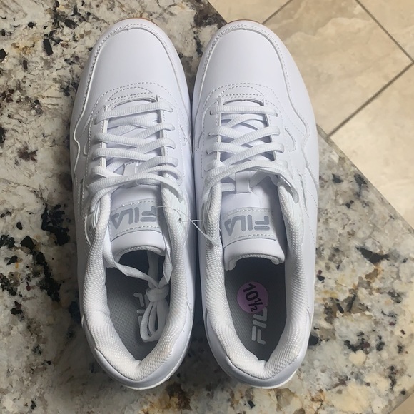 White Fila shoes size 10.5 - Picture 6 of 6